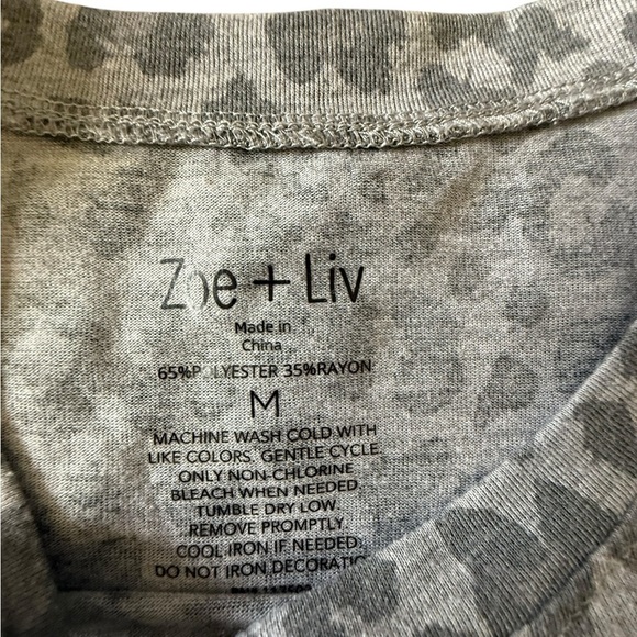 Zoe + Liv Gray Leopard Print Kids Tee - Picture 3 of 5
